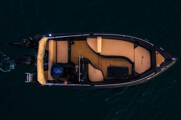 Alquiler de barco sin carnet Marbella | Costa Deluxe